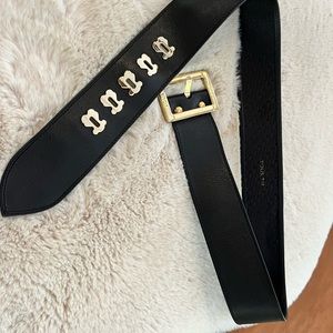 Size Large black leather Tous belt - like new.